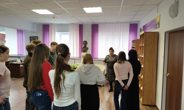 Экскурсия &laquo;Чтоб шагали в ногу с веком, приходи в библиотеку&raquo;